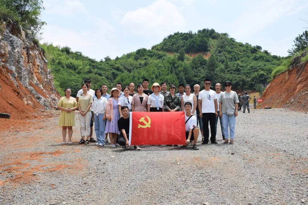 【主题党日】汾市镇开展“实弹射击打靶”主题党日活动