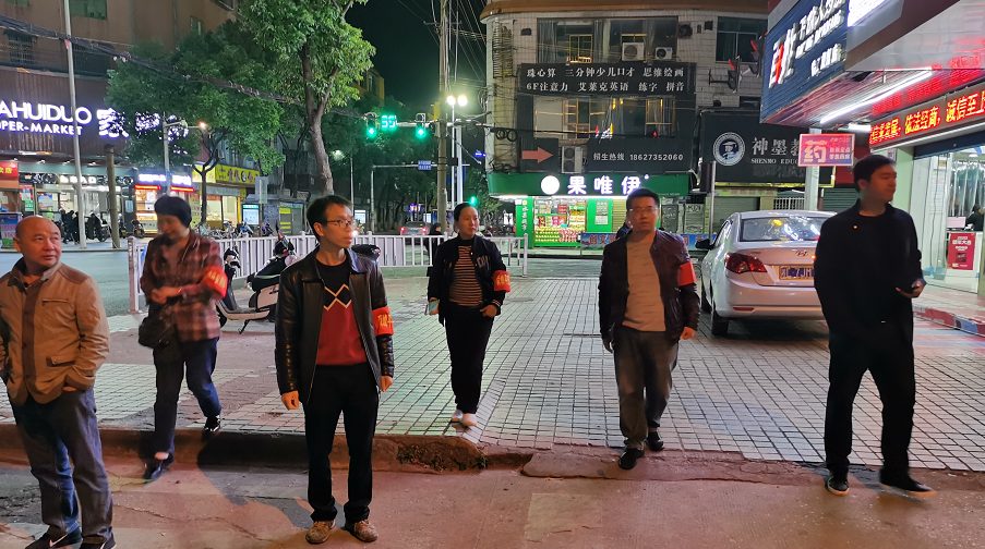 “夜巡者” | 守万家灯火 保一方平安