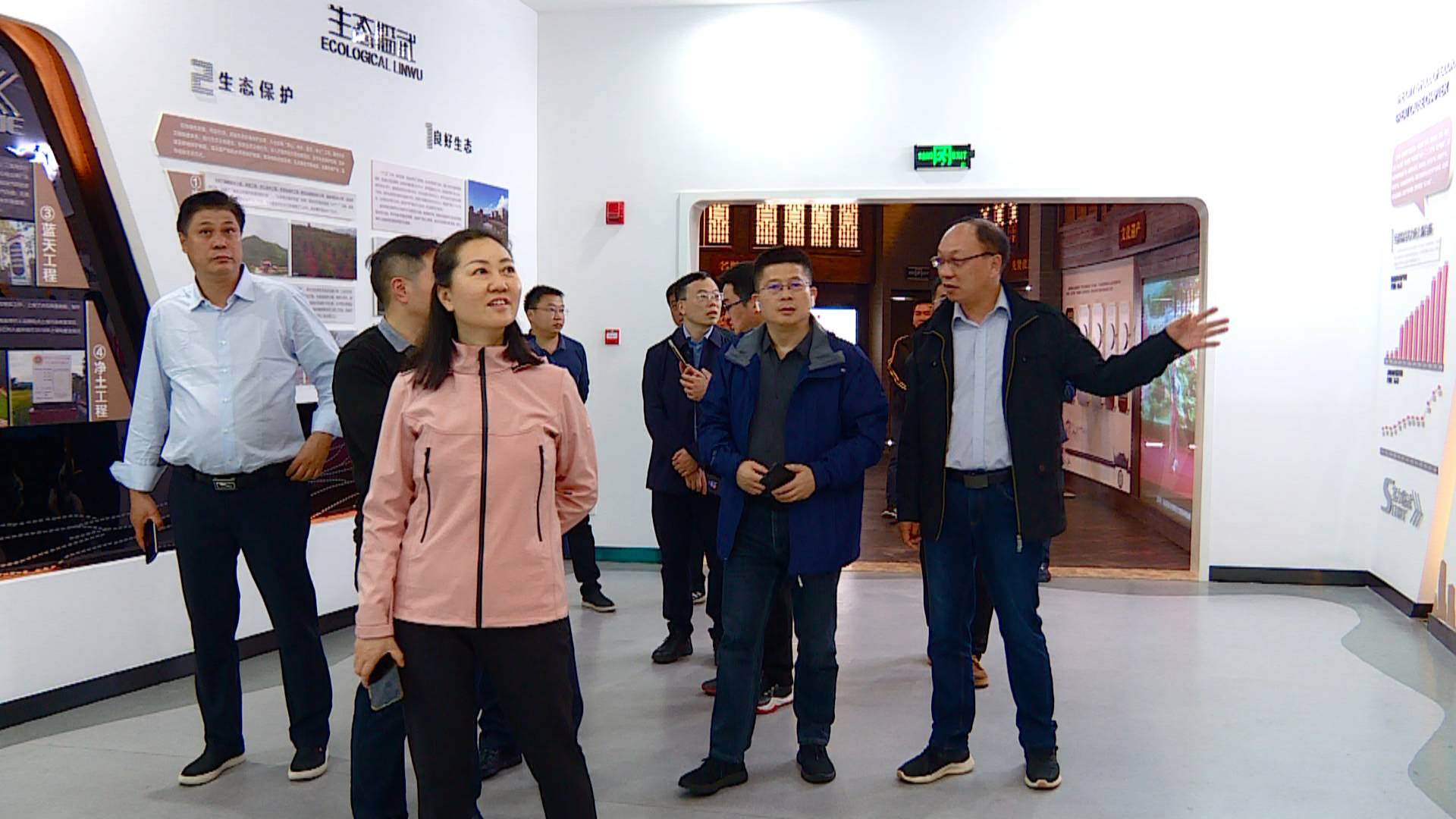 省委党校第59期中青一班学员考察我县经济社会发展情况
