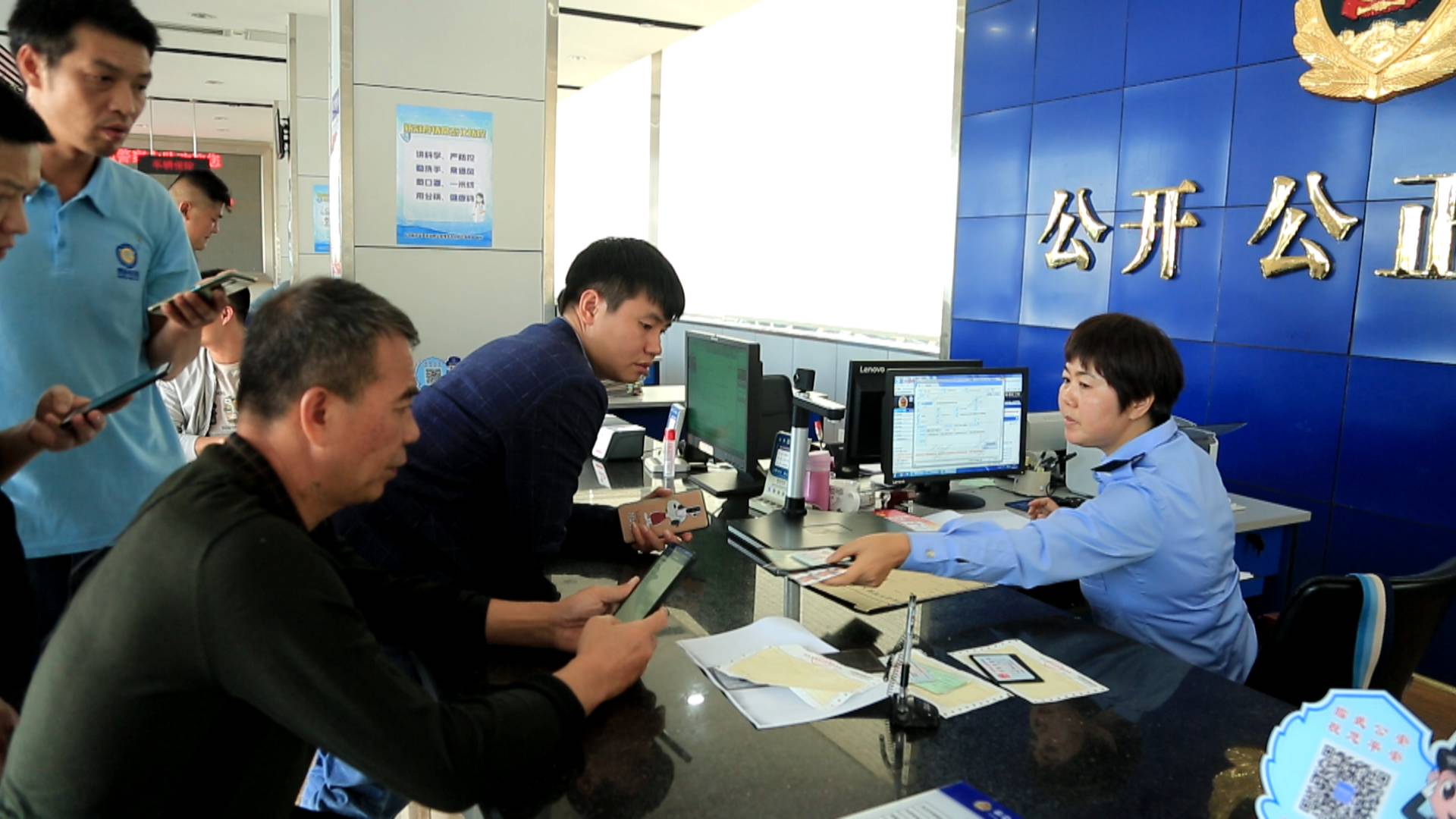 《落实<条例>精神 彰显政法担当》  县交警大队：多举措稳定交通安全形势