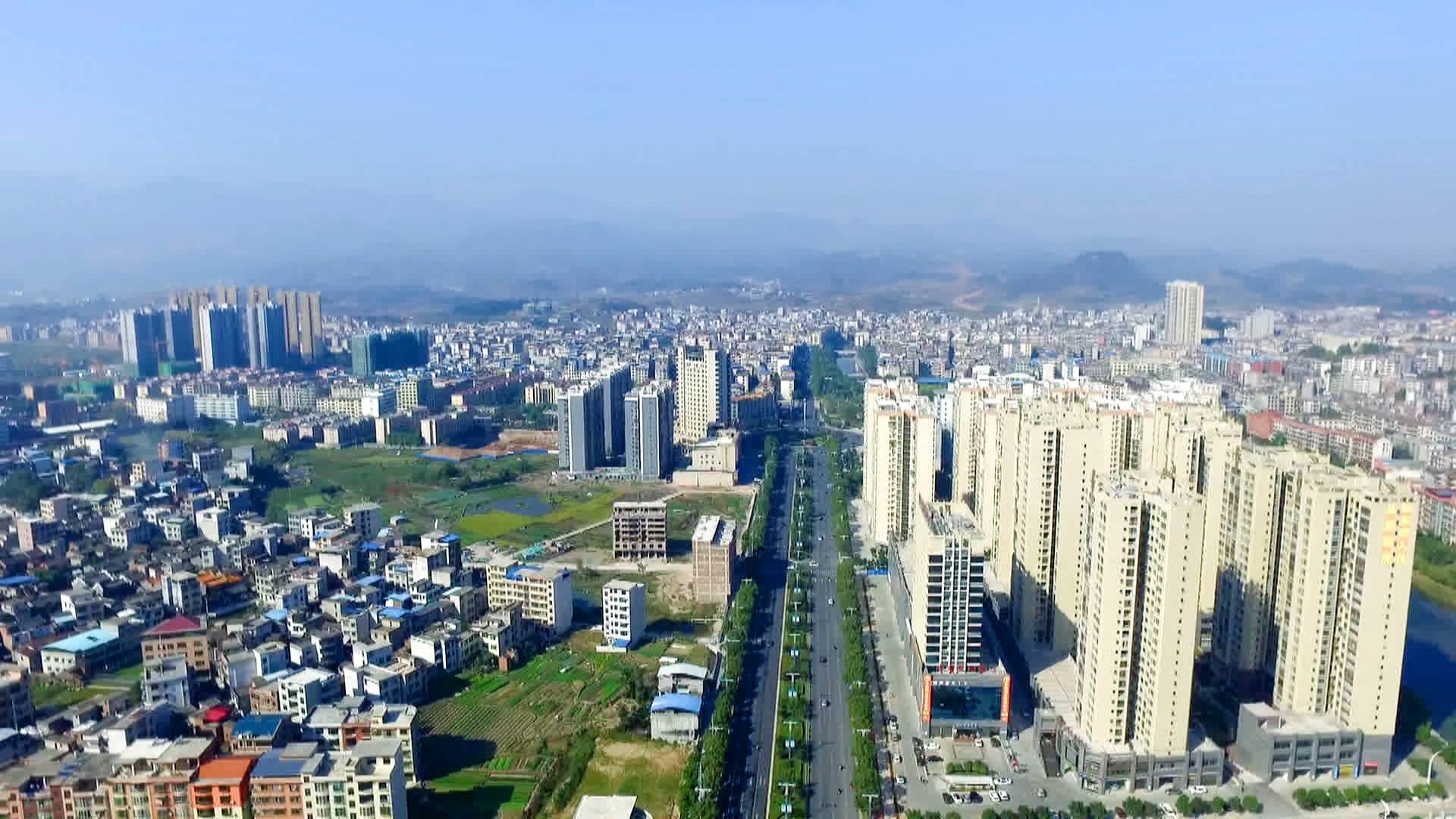 县人大：撕下“不合格”标签  交出“双满意”答卷