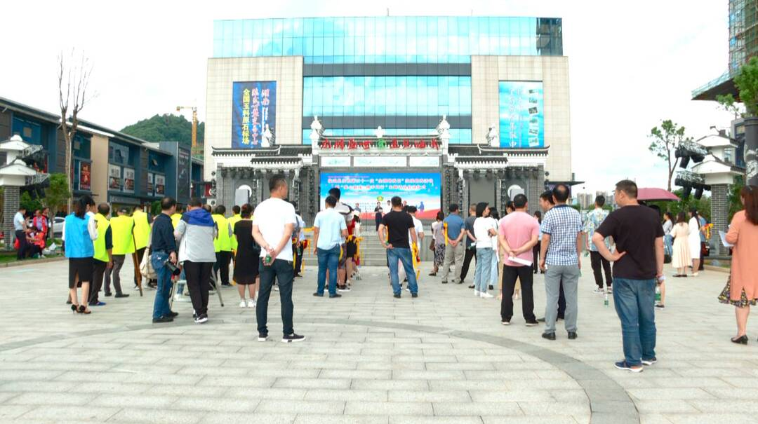 我县开展第三十一次“全国助残日”扶残助残暨“爱心助残·携手同行”主题活动
