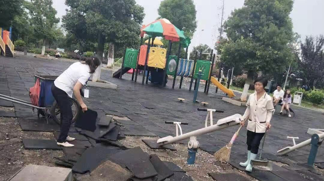 县机关服务中心：因地制宜办实事