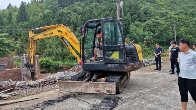 我为群众办实事 | 水东镇：村民违法占用耕地建房被依法拆除