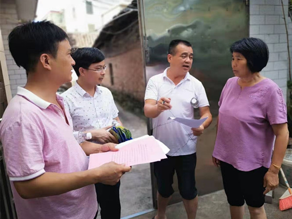 全体总动员 共抓暑期安全