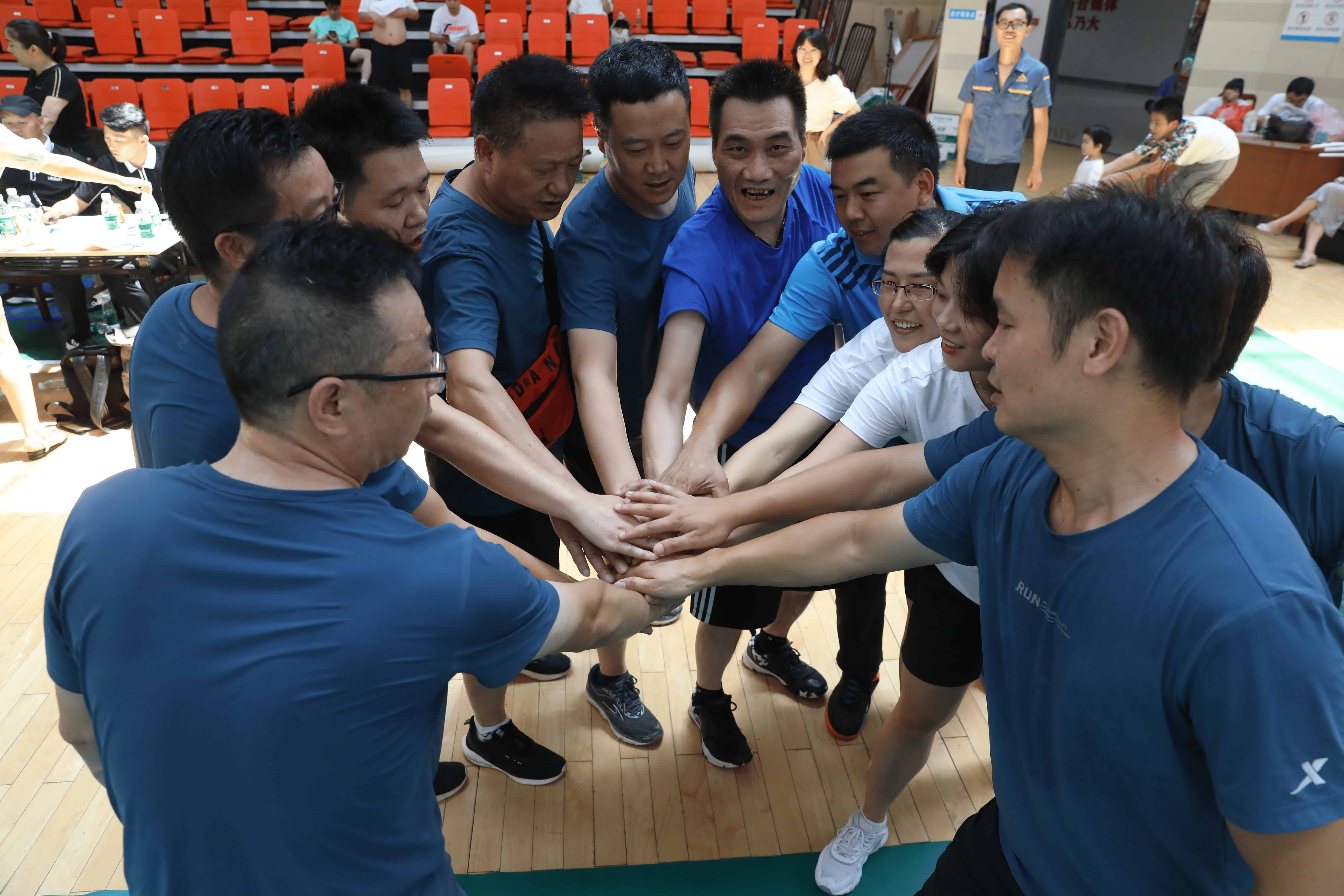学党史、树新风，城管系统举办“金煌杯”气排球赛