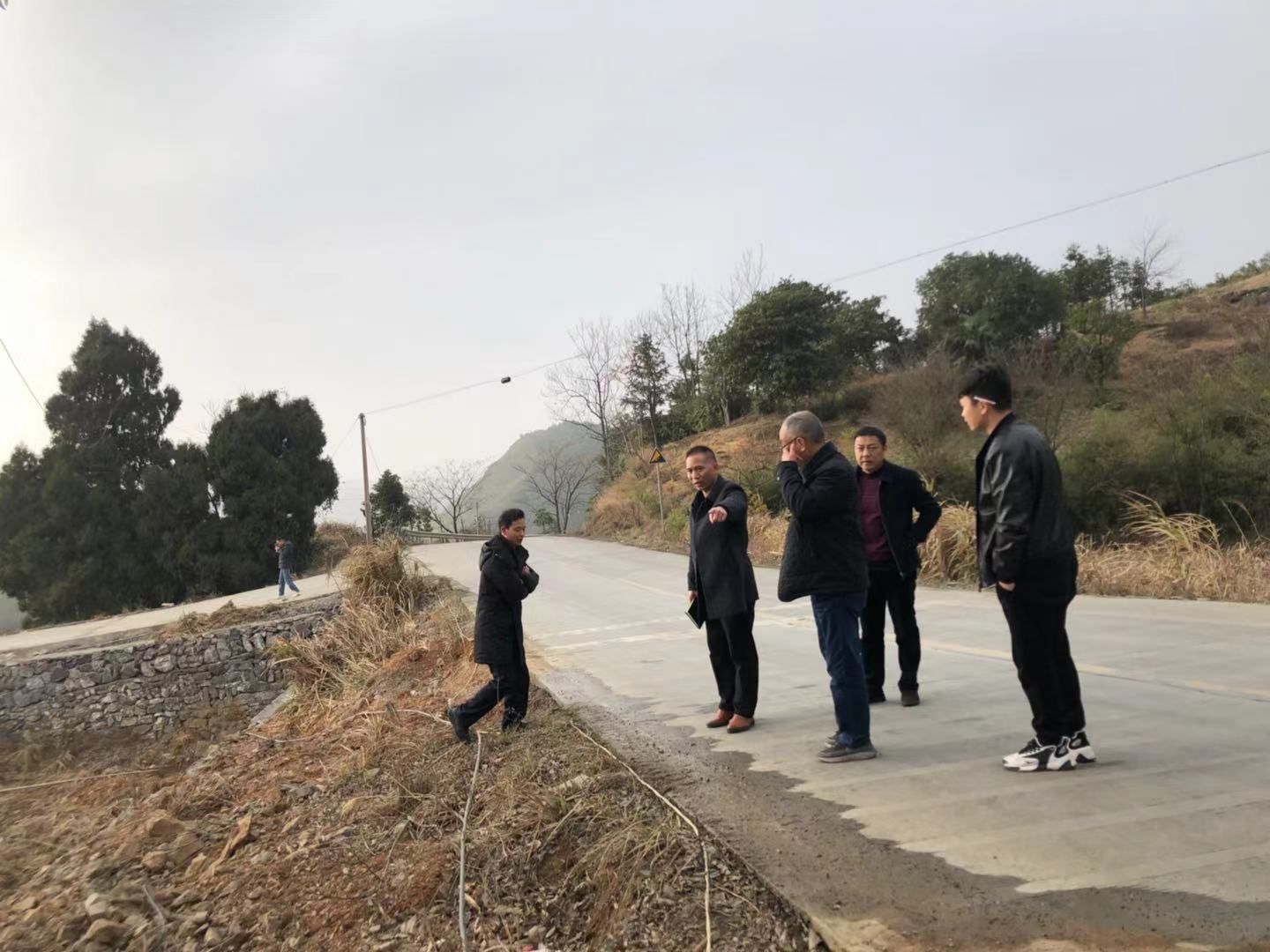 万水乡：全力保障道路交通安全