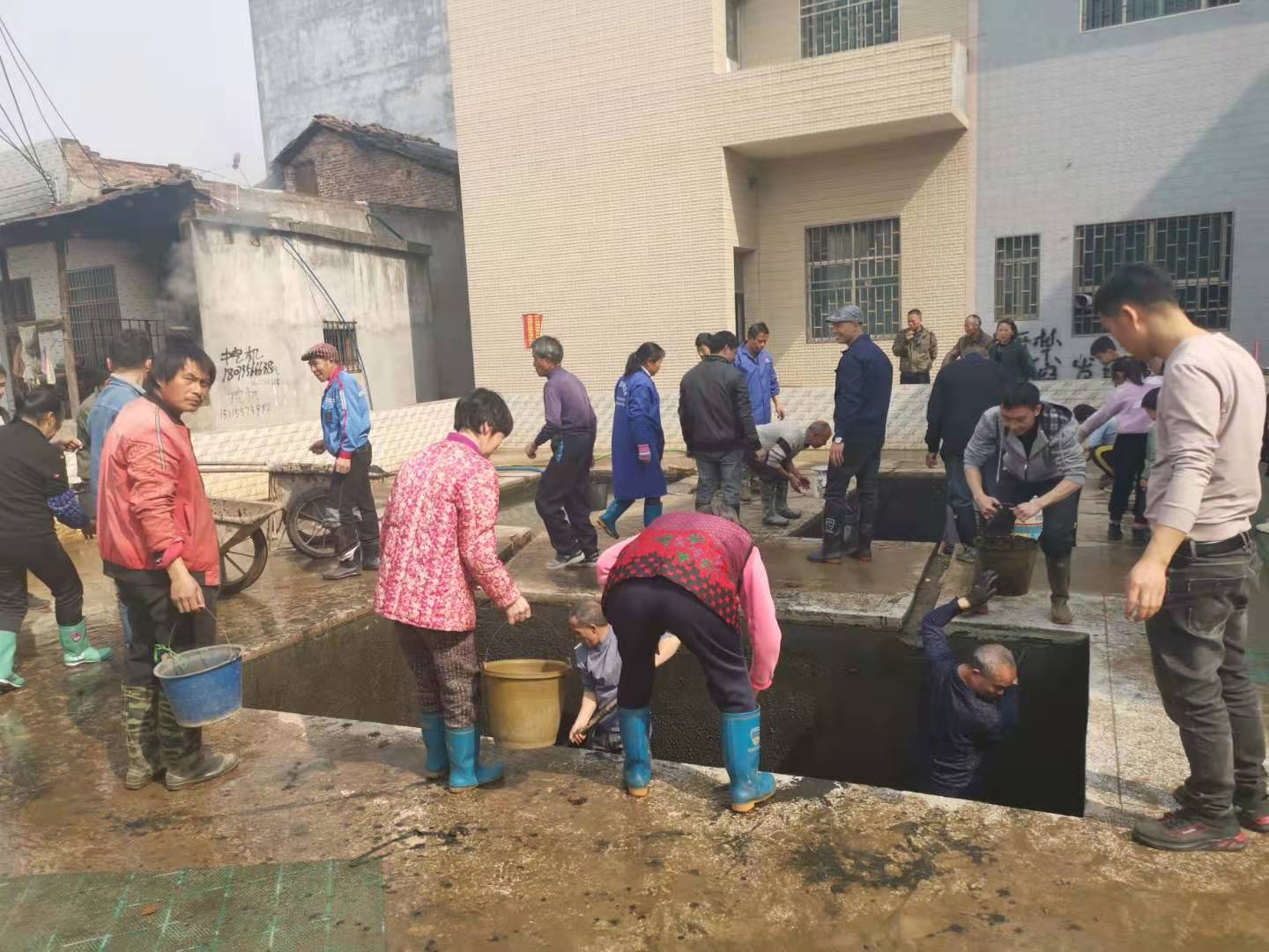 万水乡：卫生大扫除，洁净迎新年