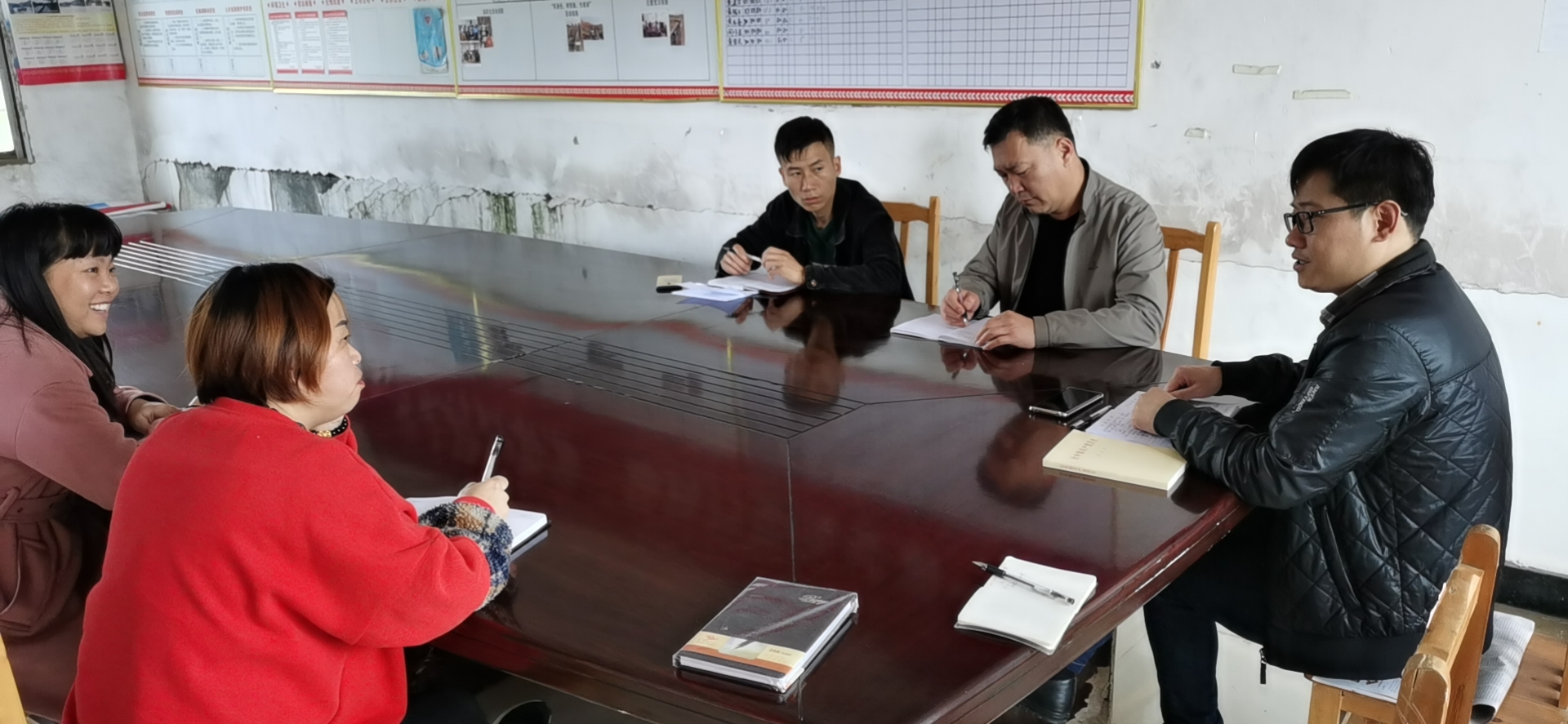 万水乡：掀起党史集中学习热潮
