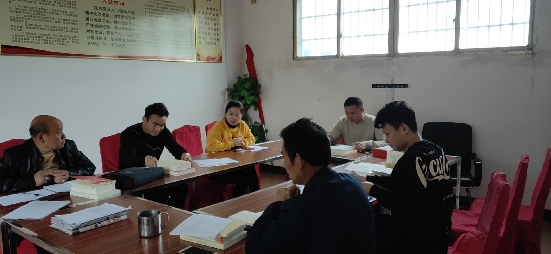 万水乡：掀起党史集中学习热潮