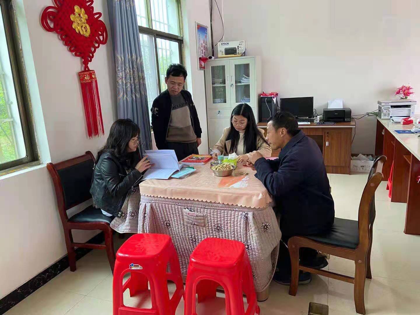以督查之名 逐村指导党建工作