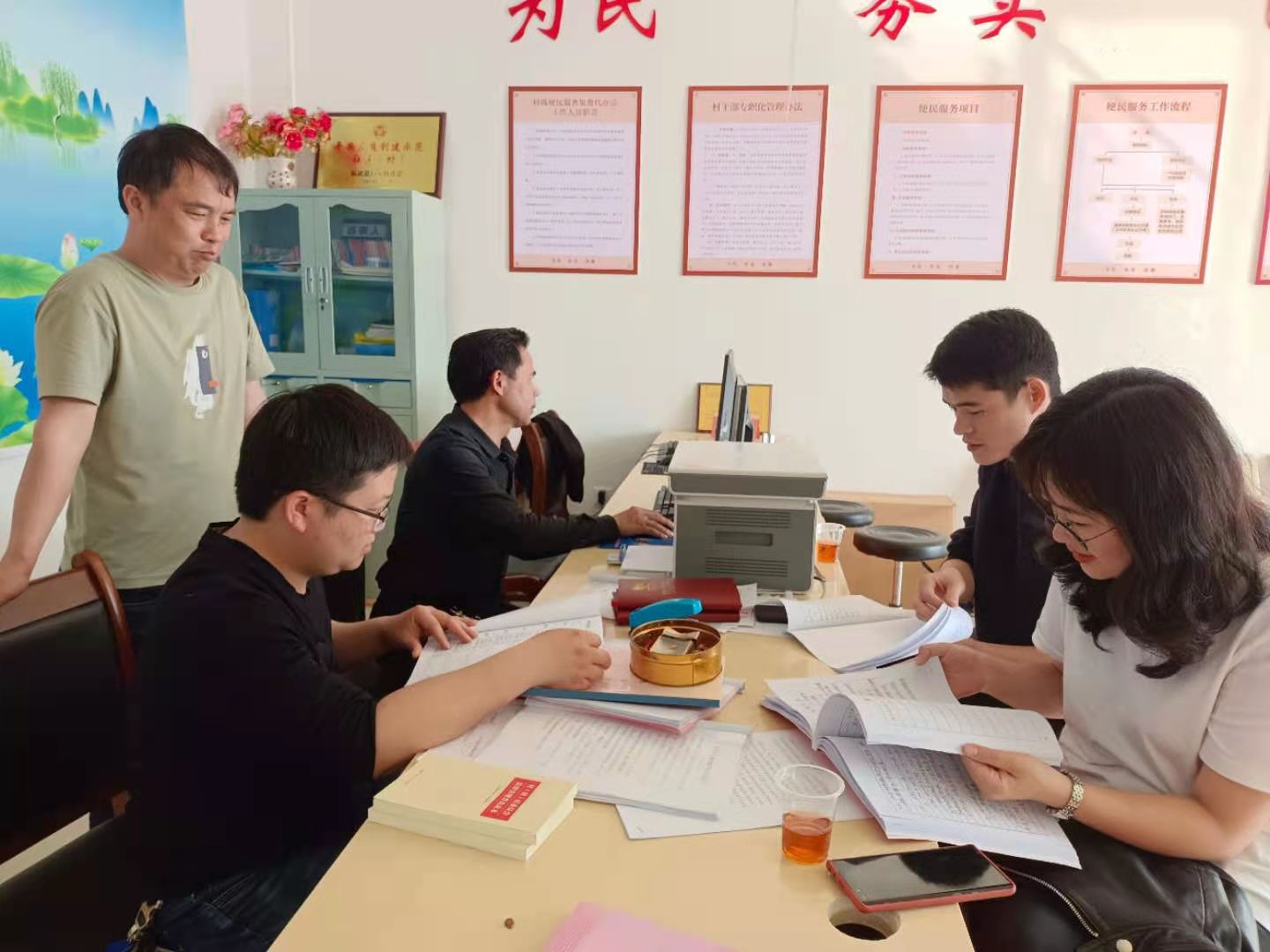 以督查之名 逐村指导党建工作