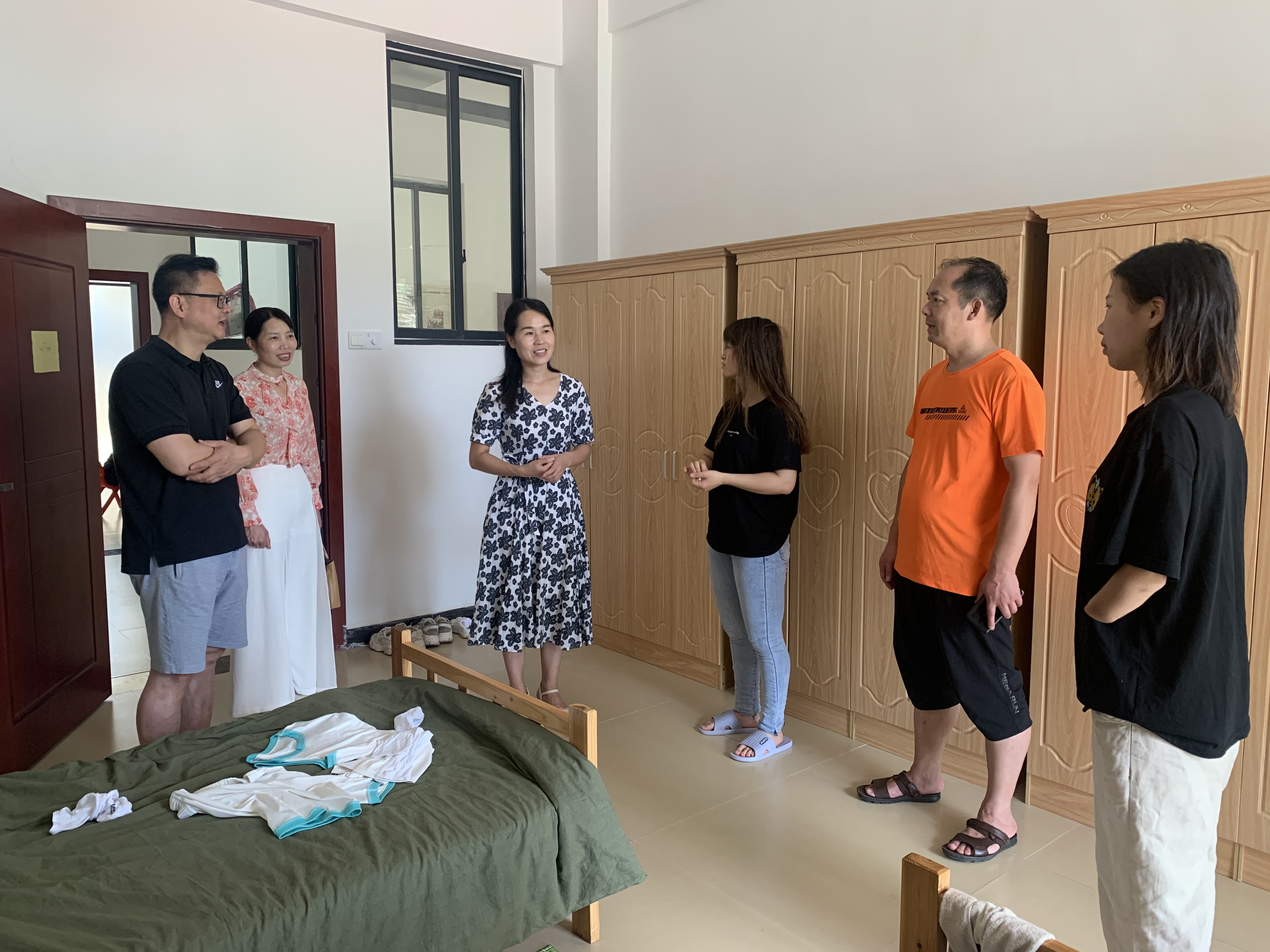 县领导慰问在训全市残疾人运动员