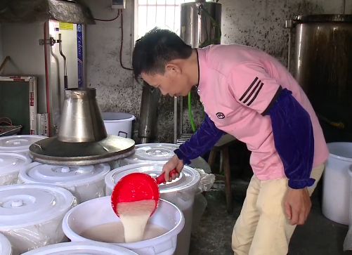 【大干八个月 打赢四大战】邓会山：用勤劳的双手 酿出幸福生活