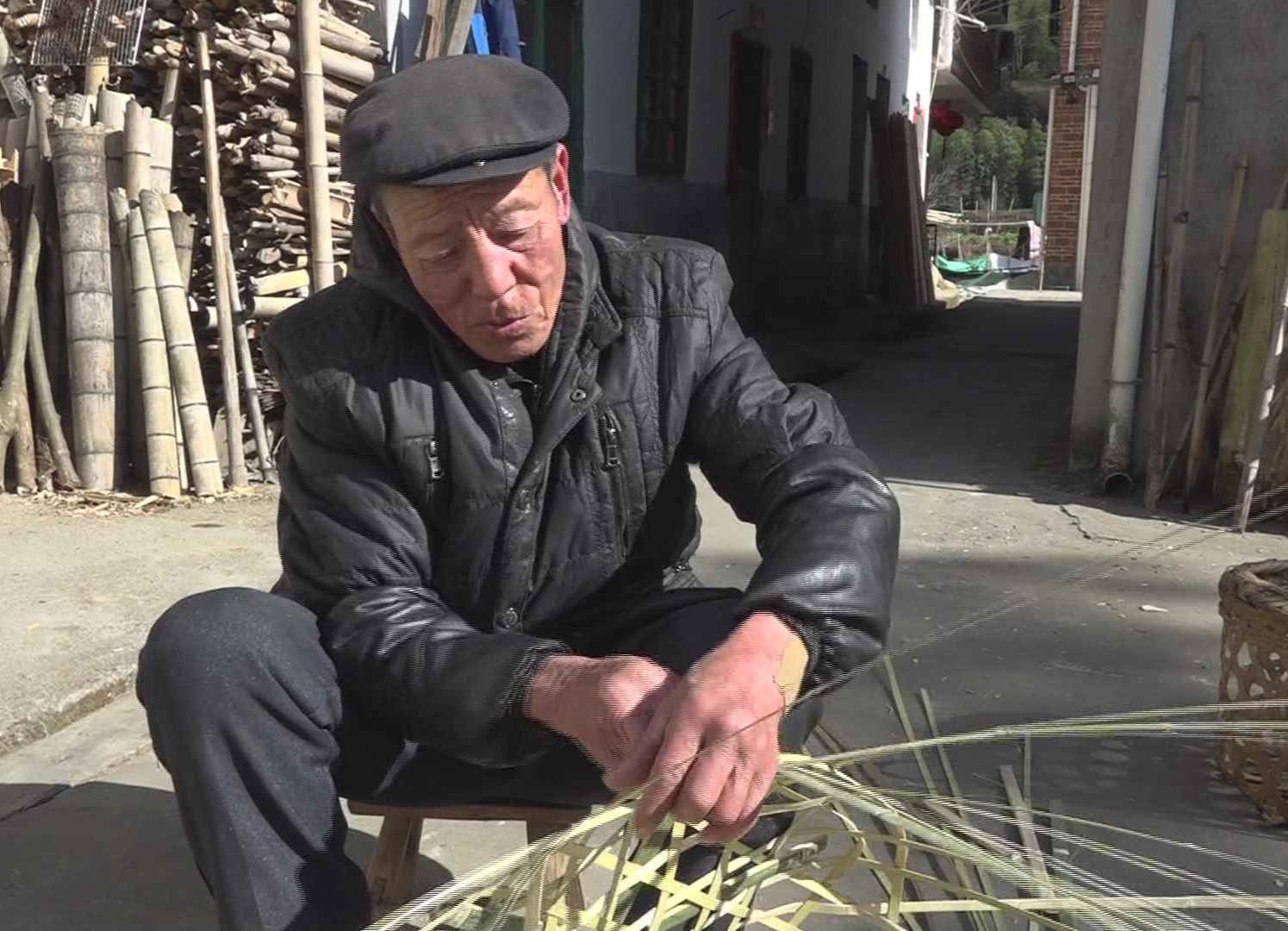 郴州汝城：篾匠何保国40年的坚守