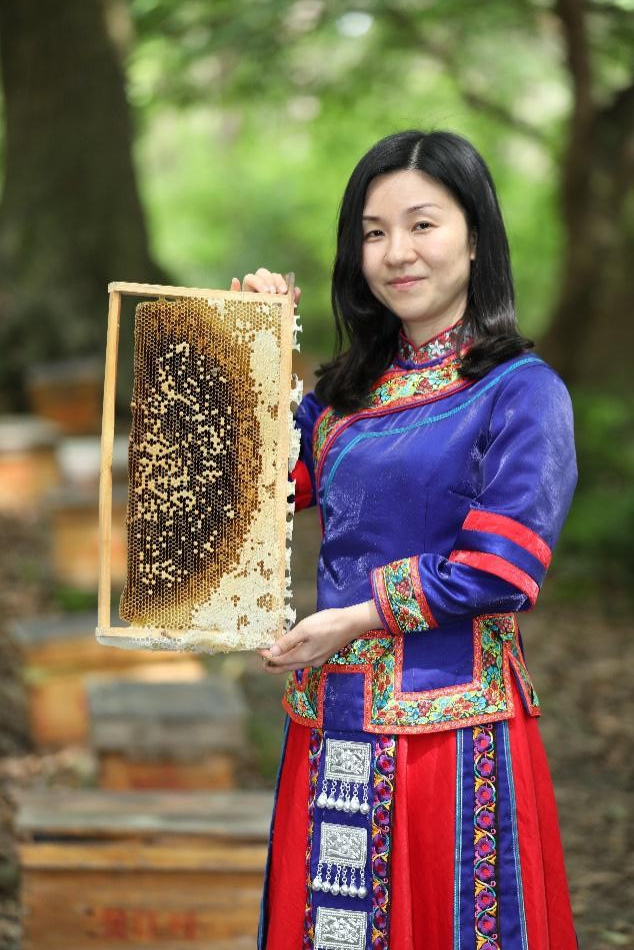 江华瑶族自治县副县长黎氢推荐 百花蜜