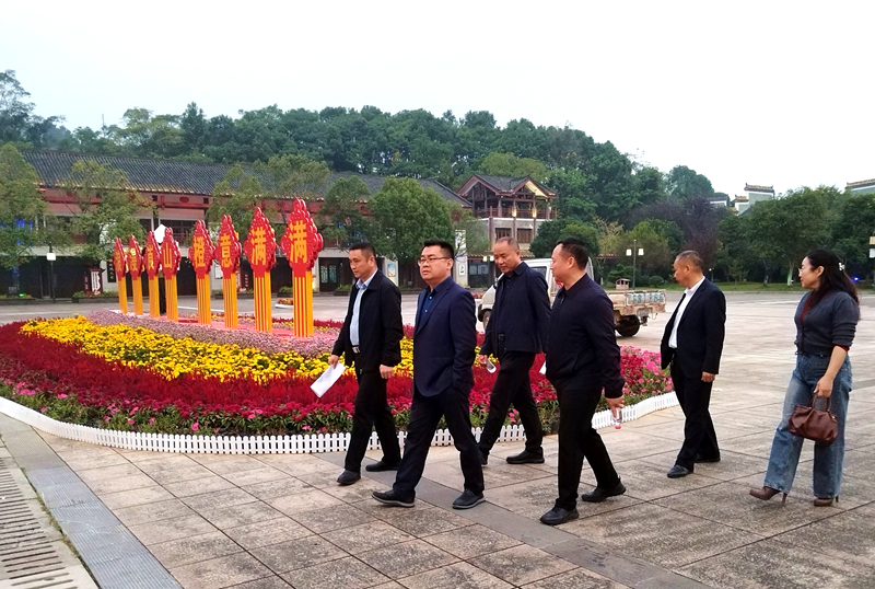 李驰宇调研崀山文旅产业发展工作