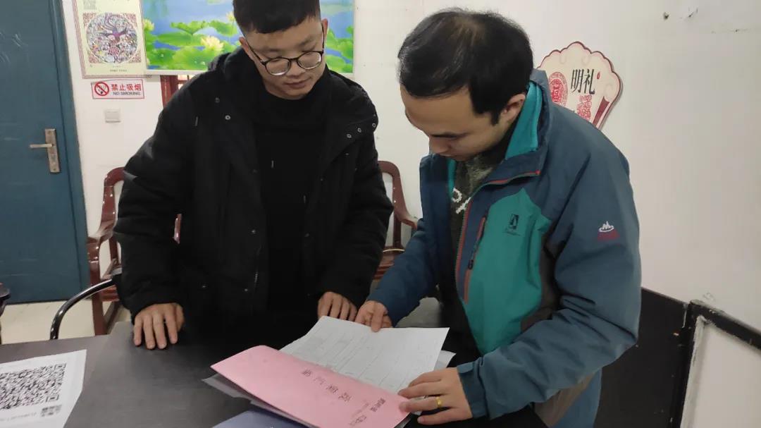 新闻快讯：鹤岭镇纪委“四查四确保”开展疫情防控工作督查