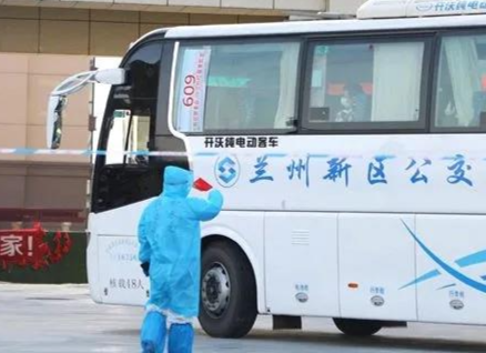 首个境外输入病例被立案调查 密切接触189人！