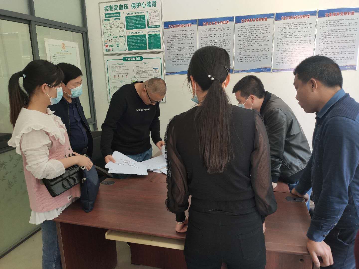 炎陵县:“全覆盖”开展健康扶贫专项暗访