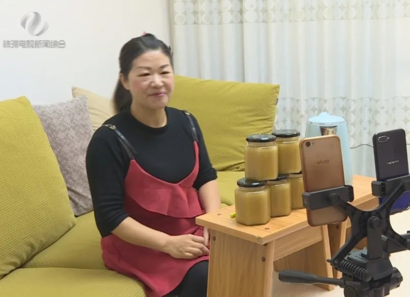 直播带货忙！炎陵农户争相当网红，你是她的粉丝吗？