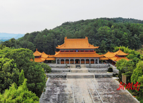 潇湘镇美 风雅鹿原丨神州第一陵