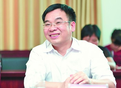 为脱贫而来，他让炎陵黄桃“醉天下”——追记湖南省炎陵县委原书记黄诗燕