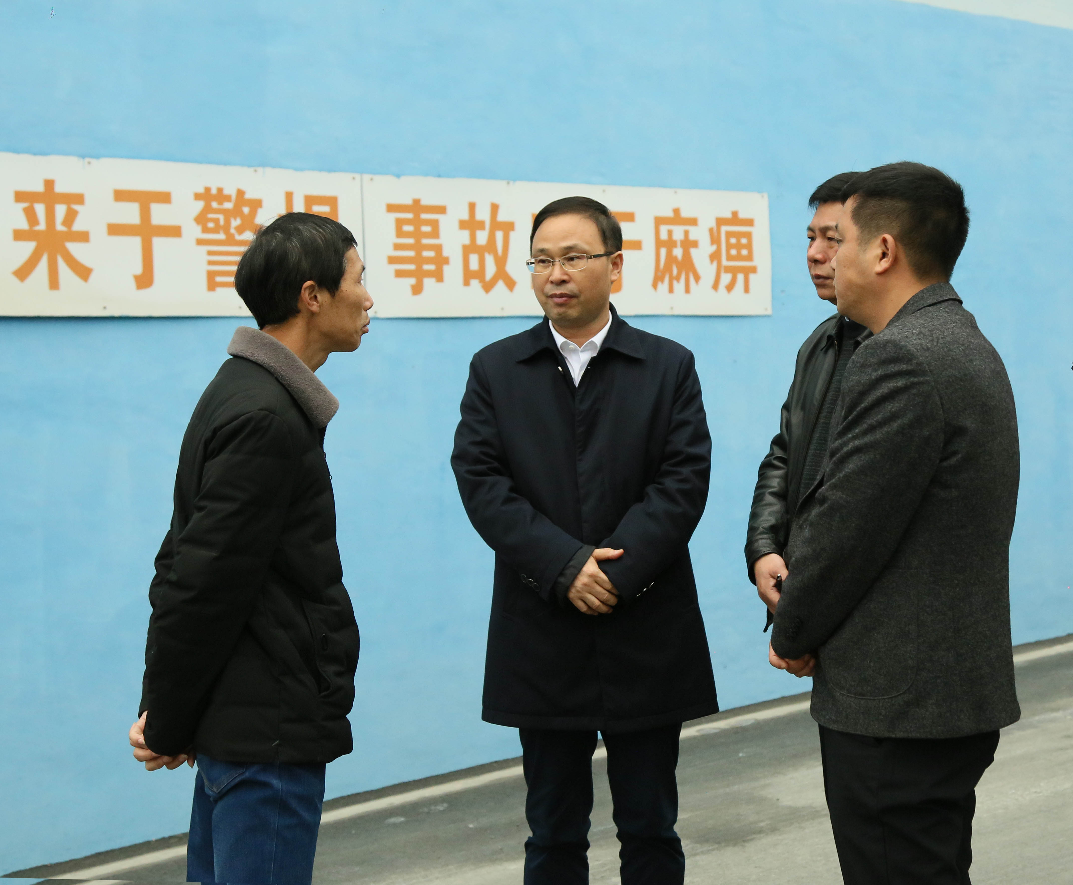 文专文带队检查安全生产工作