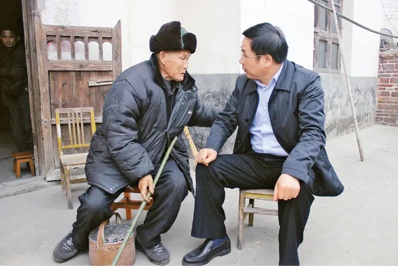 中共湖南省委在《求是》刊文 追念致敬黄诗燕！