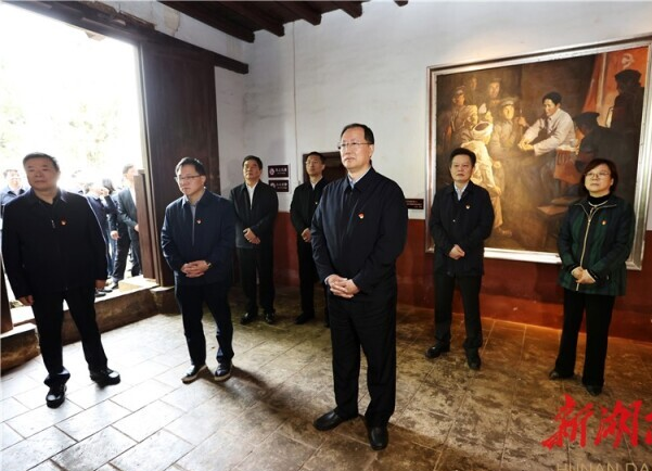 毛伟明：传承红色基因 办好湖南事情 为红色热土增光添彩