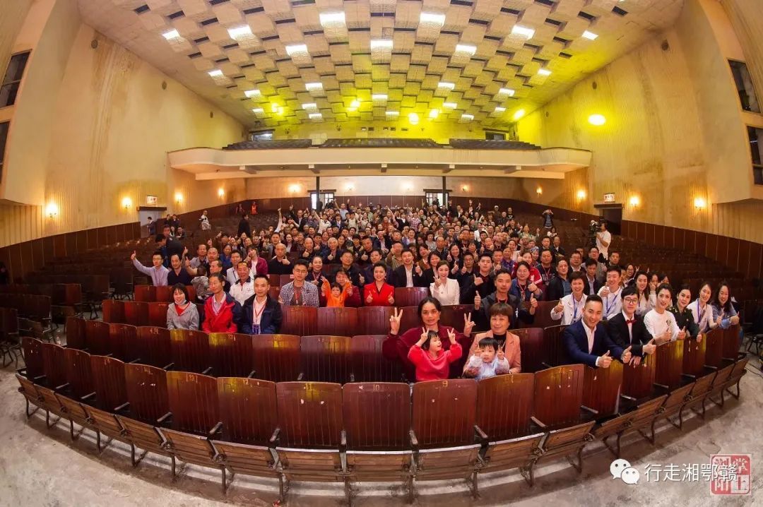 “红歌唱响湘鄂赣”活动在浏启动，48家县(市、区）媒体在永和镇采风