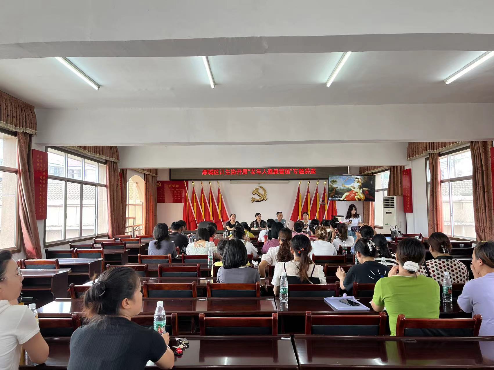 黄土店镇：知识讲座进乡镇  健康理念入人心