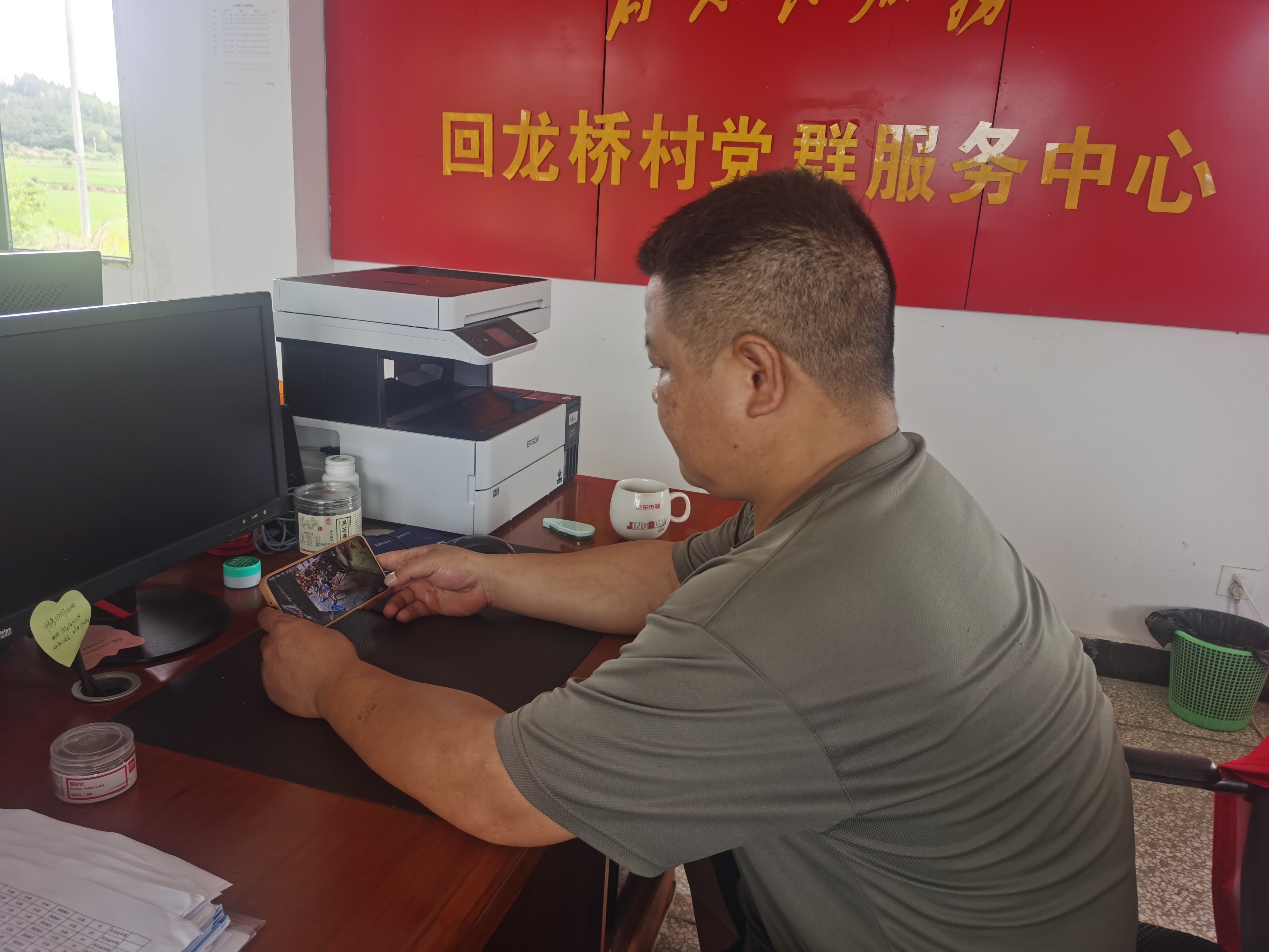 黄土店镇：网格救助 撑起独居失能老人“守护伞”