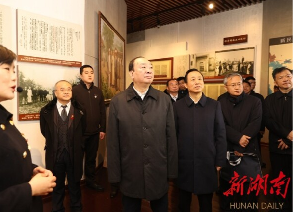 黄坤明在湘调研：用好红色资源紧扣伟大实践 推动党史学习教育扎实深入开展