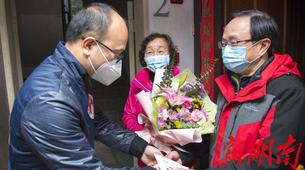 使奋战者无忧，让勇敢者笃行