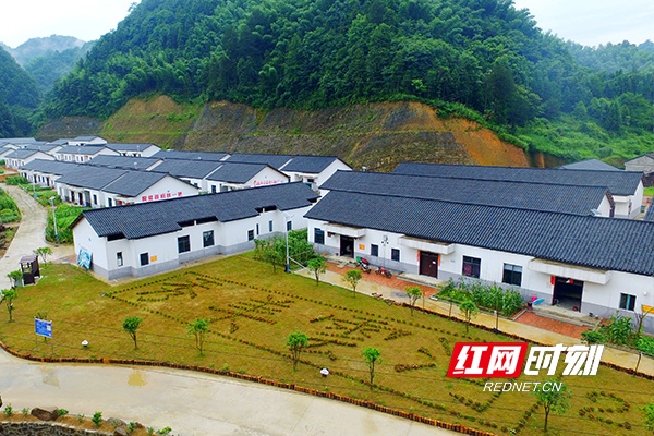 村村向上·安化④｜云河村：白墙青瓦好人家