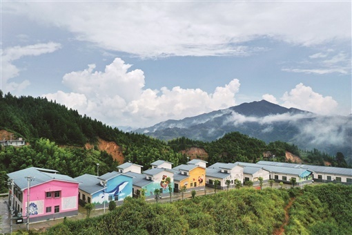 走向胜利·决战决胜乡村述说丨三合瑶族村：教育拔穷根
