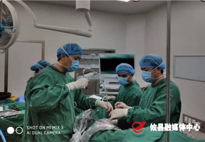 生死时速！重症复合刀刺伤患者在攸县人民医院成功救治！