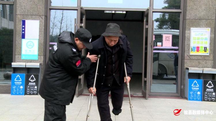 又一惠民举措！攸县民政局组织50名肢残人士赴长沙安装假肢