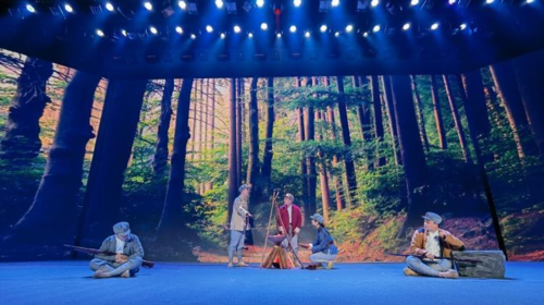 【湖南卫视】攸县：红色舞台剧《红星照攸州》举行首场公演