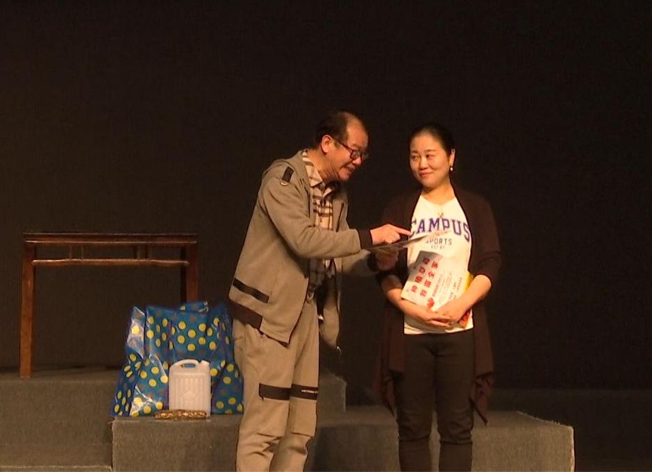 大型现代花鼓戏《七里坳》进入合成彩排阶段