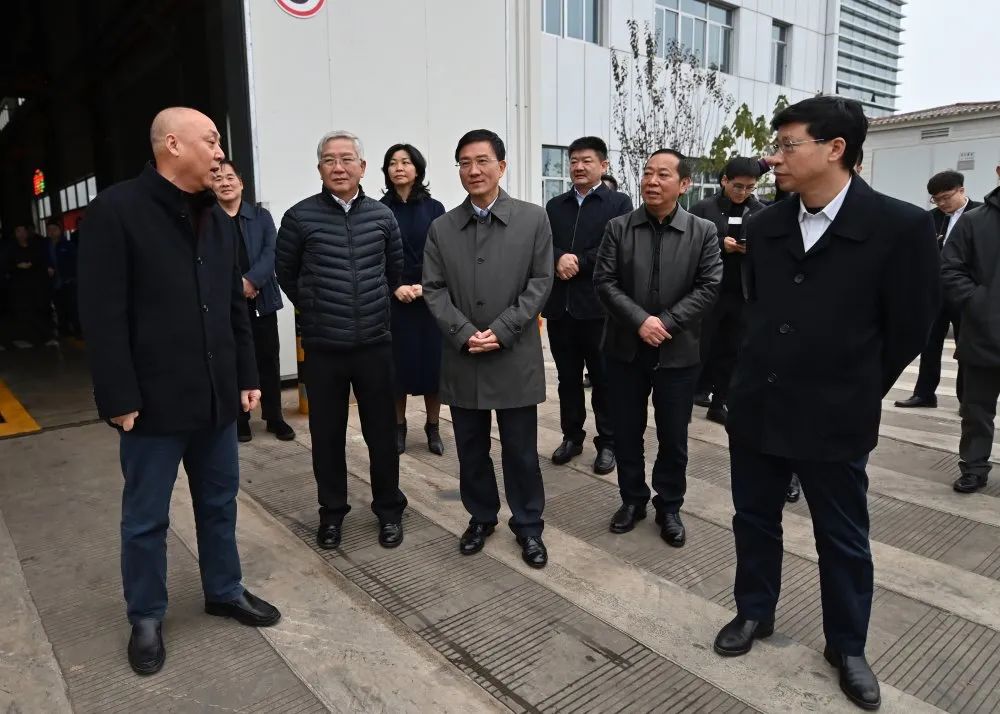 长江商业航天基金公司来鼎城考察洽谈