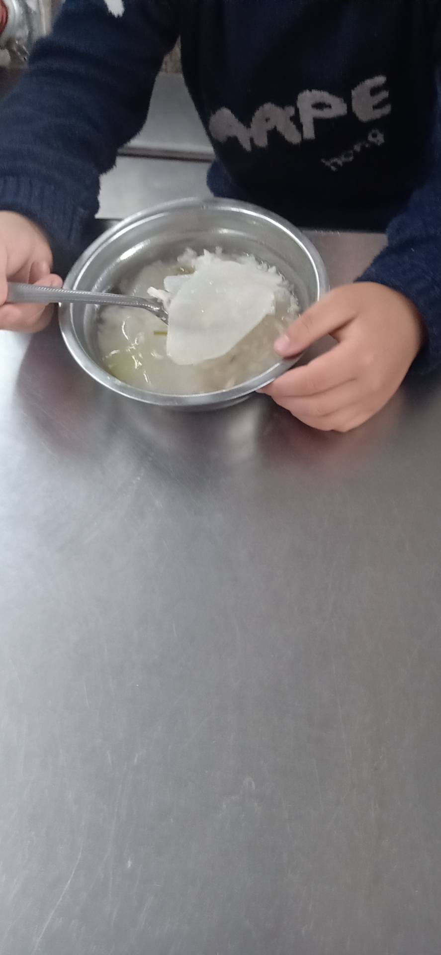 于心何忍，良心何在，教书育人，良心比煤炭还要黑