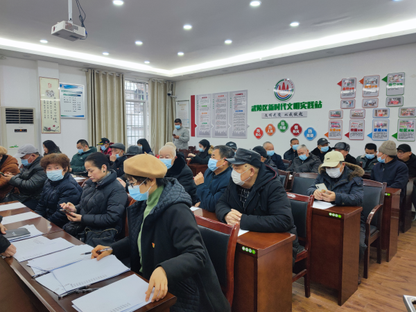 白马湖街道长家山社区开展防范非法集资活动宣传