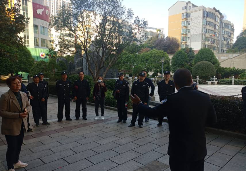 白马湖街道西堤社区开展消防安全应急演练
