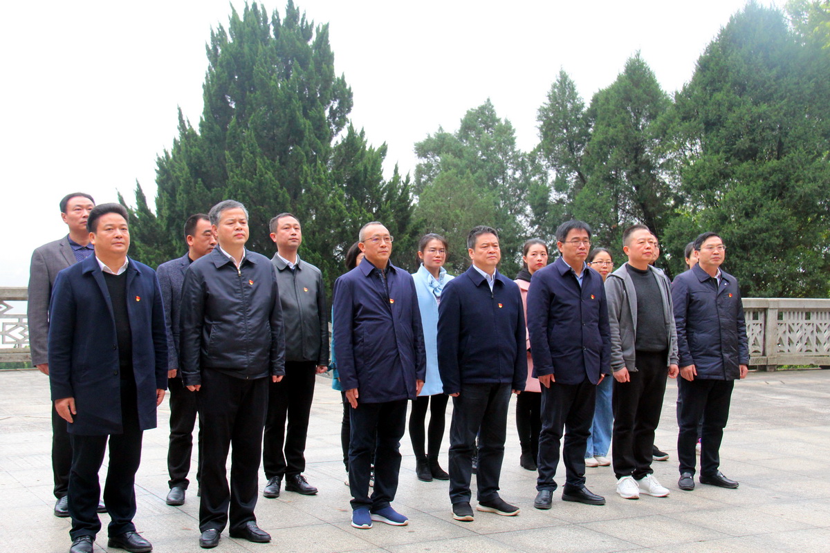 市纪委监委来我县开展党小组主题党日活动