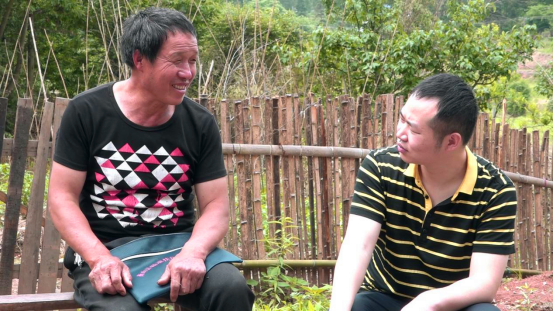 扎根山村助脱贫，不是亲人胜似亲人，80后扶贫干部用真情换真心
