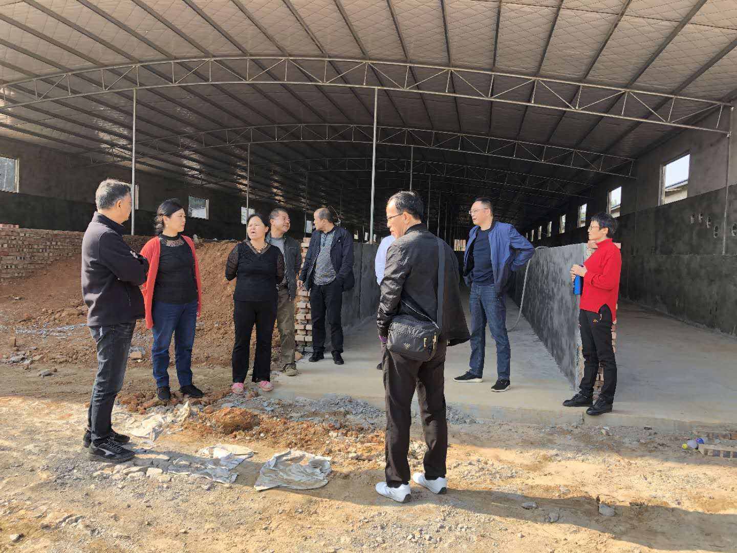 县供销社：工会活动创新意 不看风景看产业