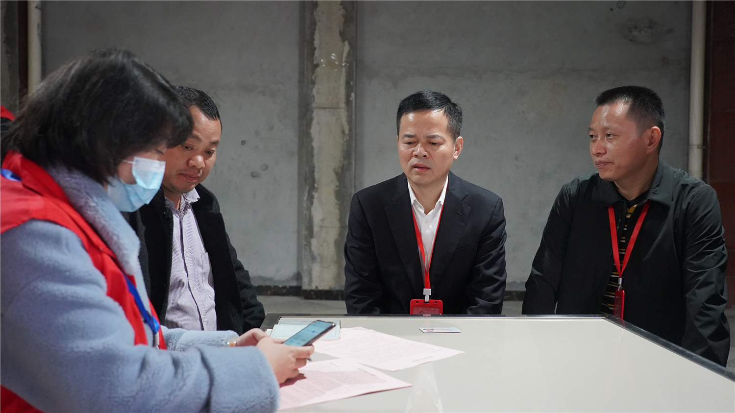尹培国督查第七次全国人口普查登记工作
