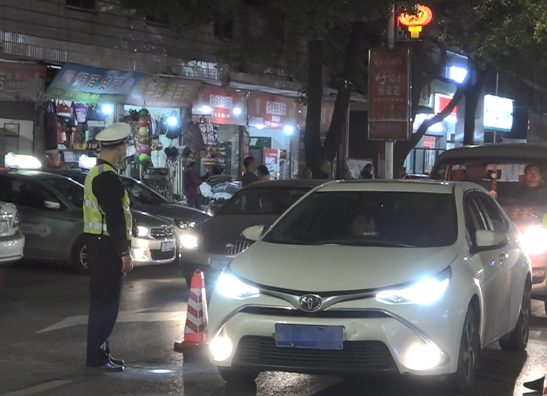 衡山：别把摩托车不当“车”，你敢酒驾照样罚